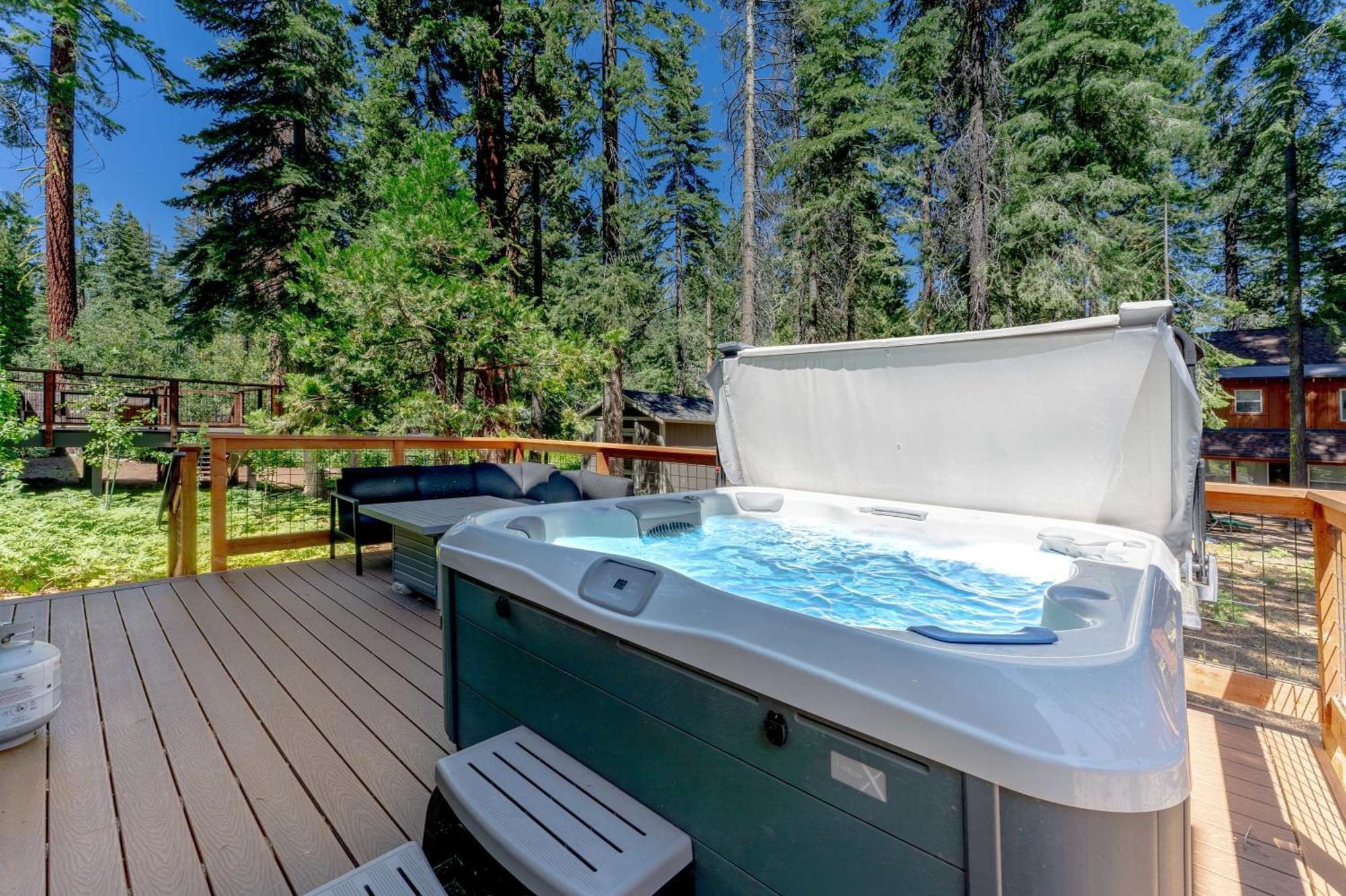 Villa Idyllic 4Br Tahoe Cabin With Hot Tub Tahoe City Exterior foto